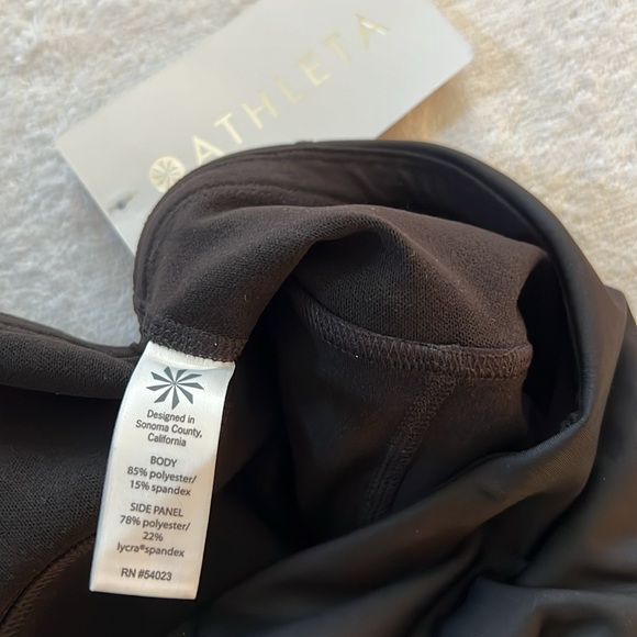 Athleta High Traverse Black Skirted Leggings, Size L - Picture 6 of 10